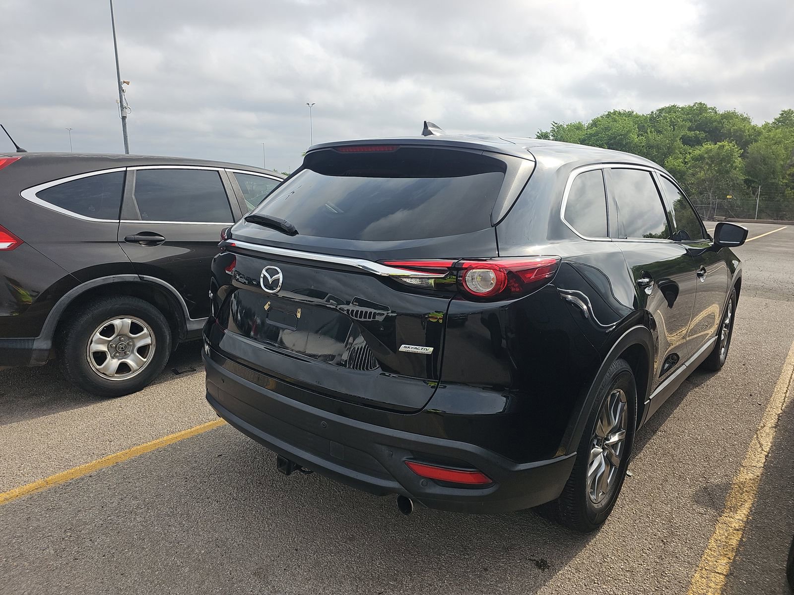 Used 2018 MAZDA CX-9 Touring w/ Touring Premium Package FWD image 6