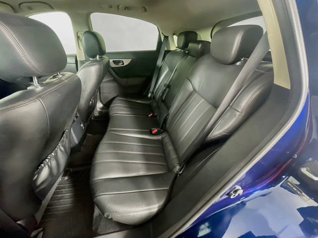Used 2017 INFINITI QX70 AWD w/ Premium Package image 27