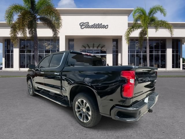 Used 2023 Chevrolet Silverado 1500 High Country w/ Z71 Off-Road Package AWD/4WD image 10