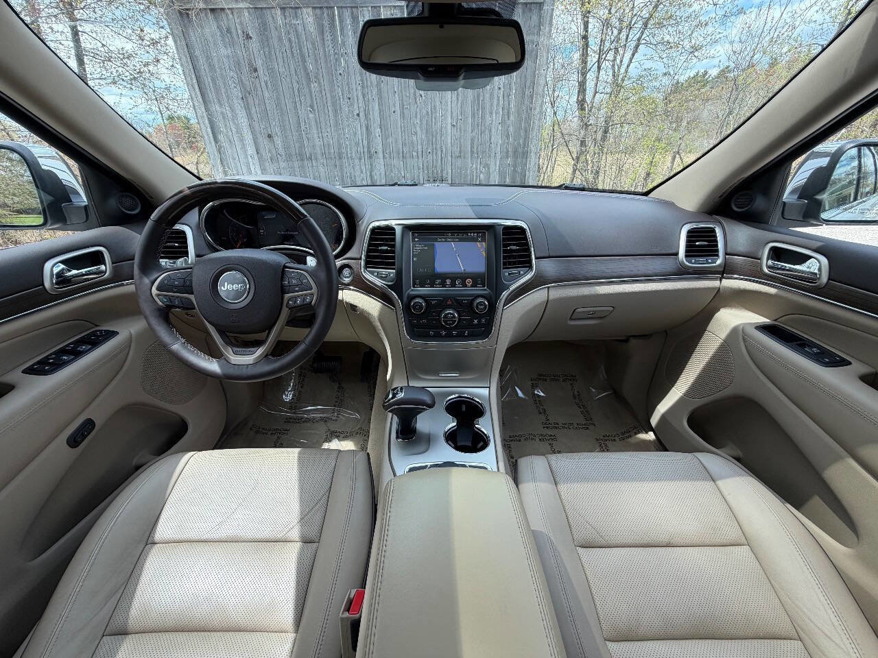 Used 2014 Jeep Grand Cherokee Overland w/ Advanced Technology Group AWD/4WD image 10