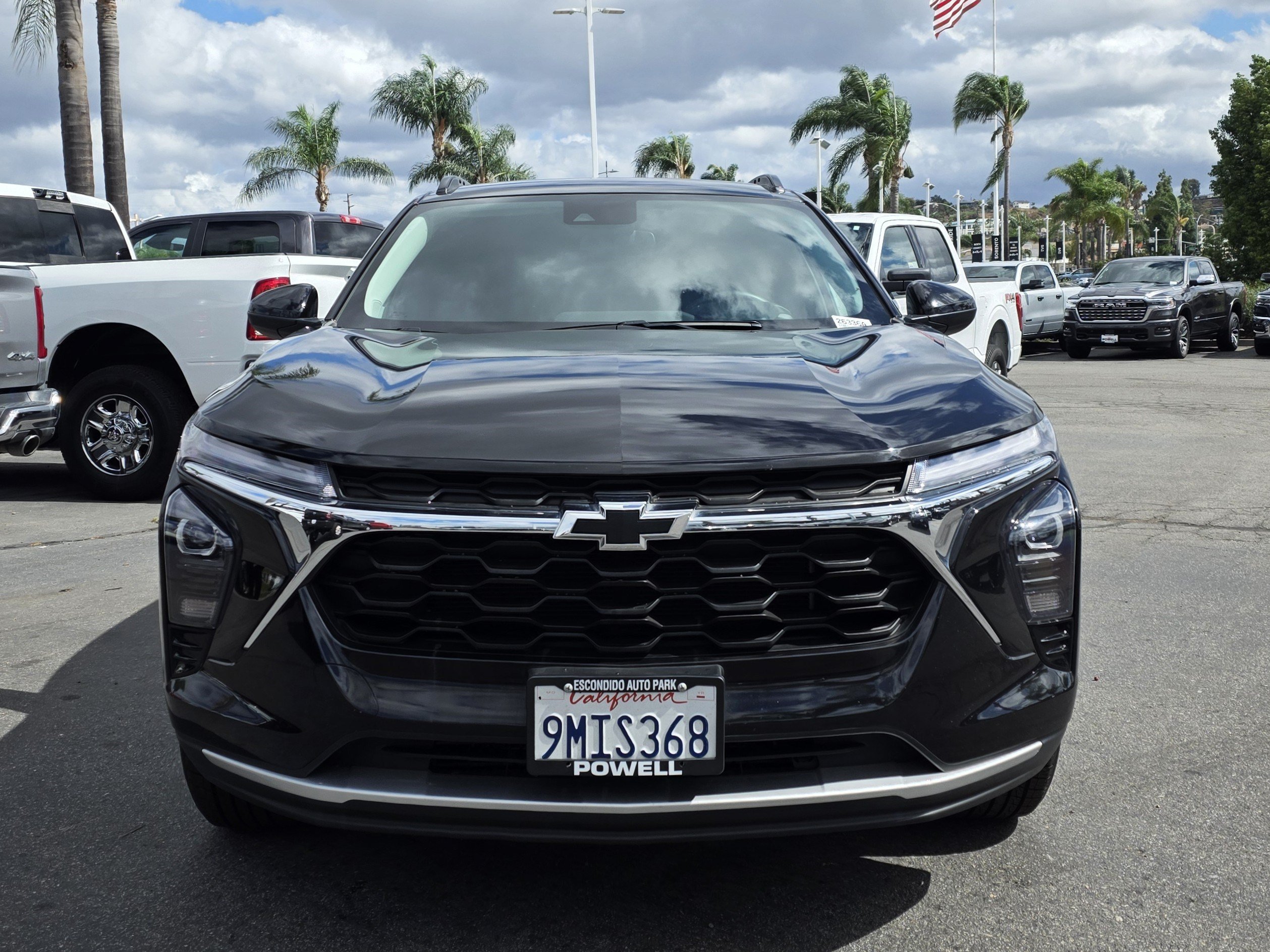 Used 2024 Chevrolet Trax LT w/ Driver Confidence Package FWD image 7
