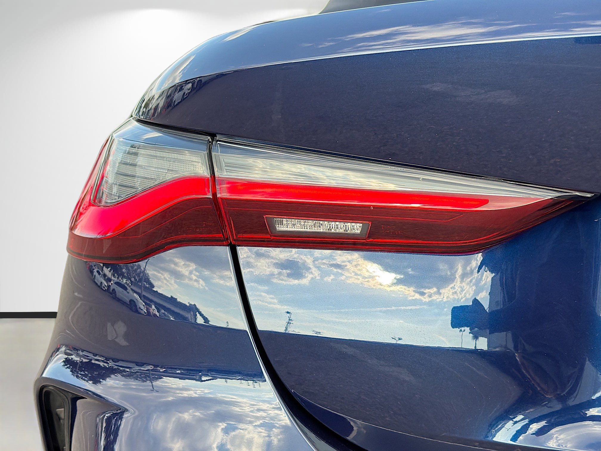 Used 2024 BMW 430i Convertible w/ M Sport Package image 10