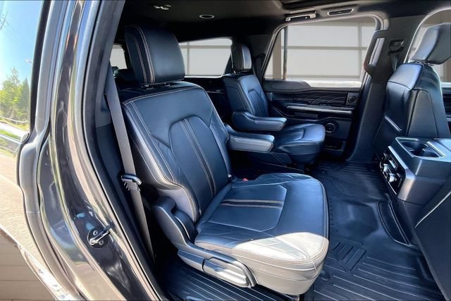 Used 2022 Ford Expedition Max Platinum AWD/4WD image 27