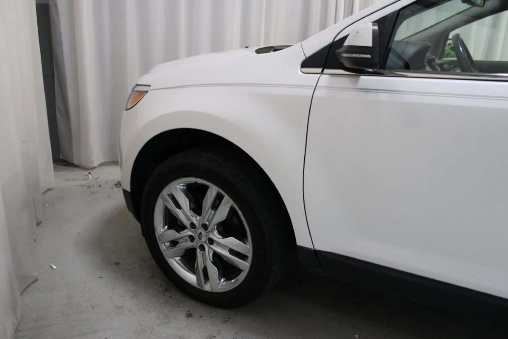 Used 2013 Ford Edge Limited FWD image 34