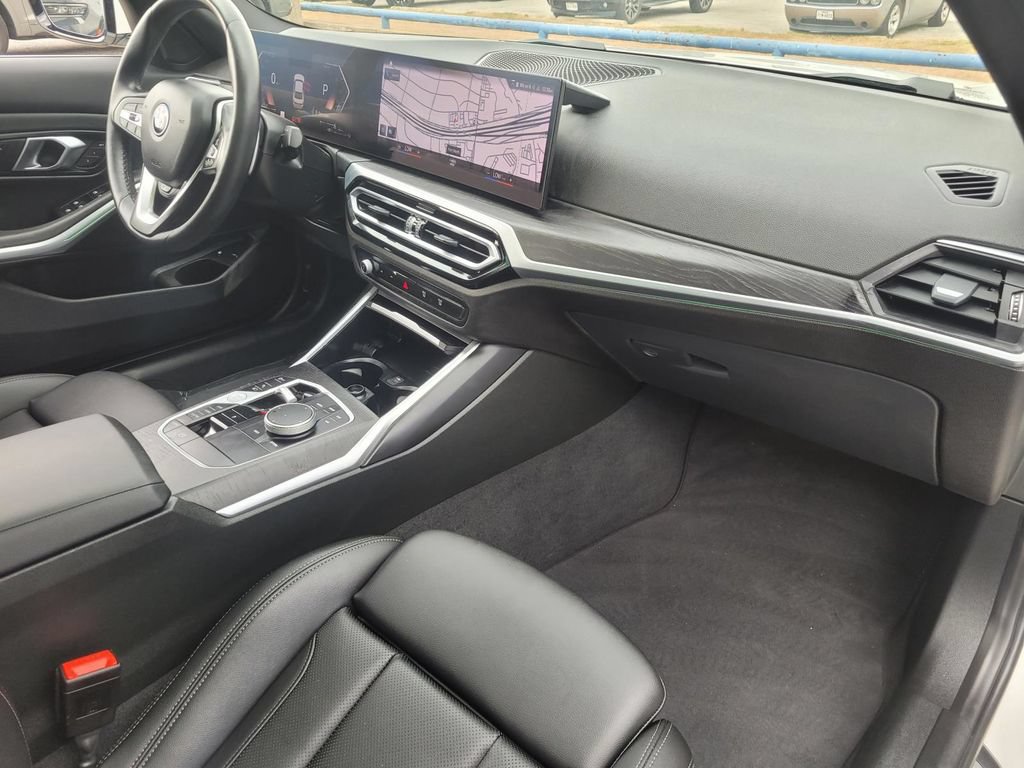 Used 2024 BMW 330e xDrive AWD/4WD image 8