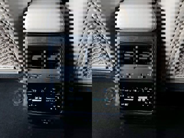 New 2026 Porsche Macan 4 Electric image 22