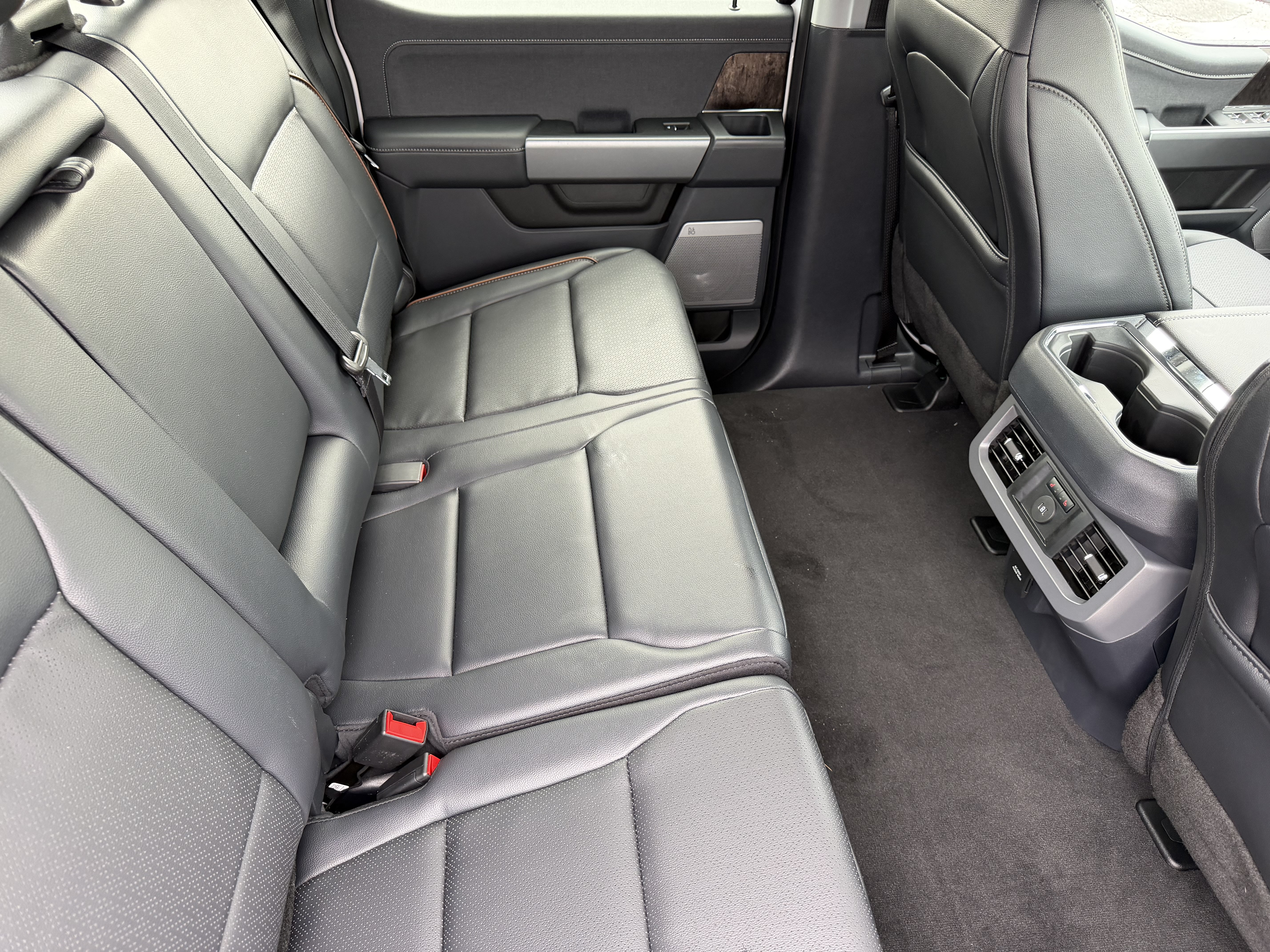 New 2026 Ford F350 Lariat AWD/4WD image 12