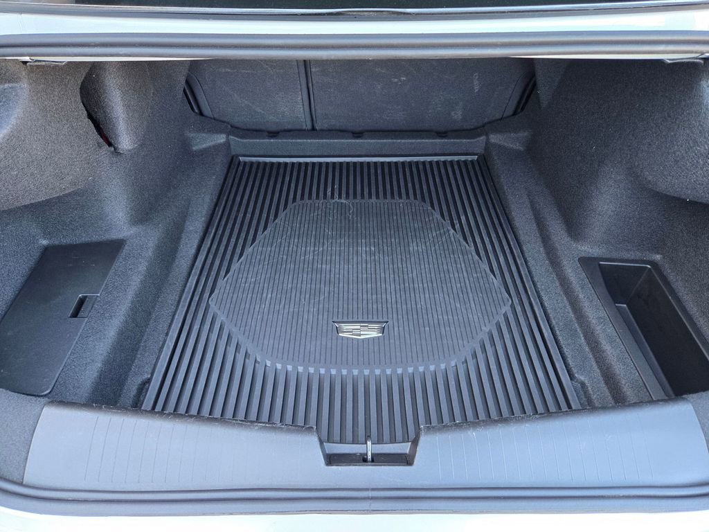 Certified 2024 Cadillac CT4 Premium Luxury w/ LPO, ONYX Package image 30