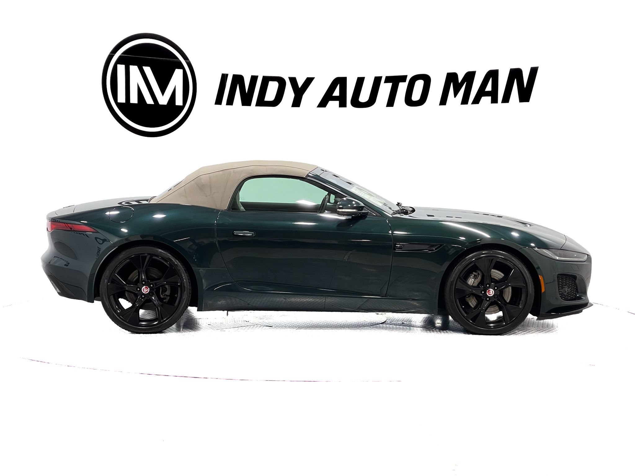 Used 2021 Jaguar F-TYPE Convertible RWD image 3