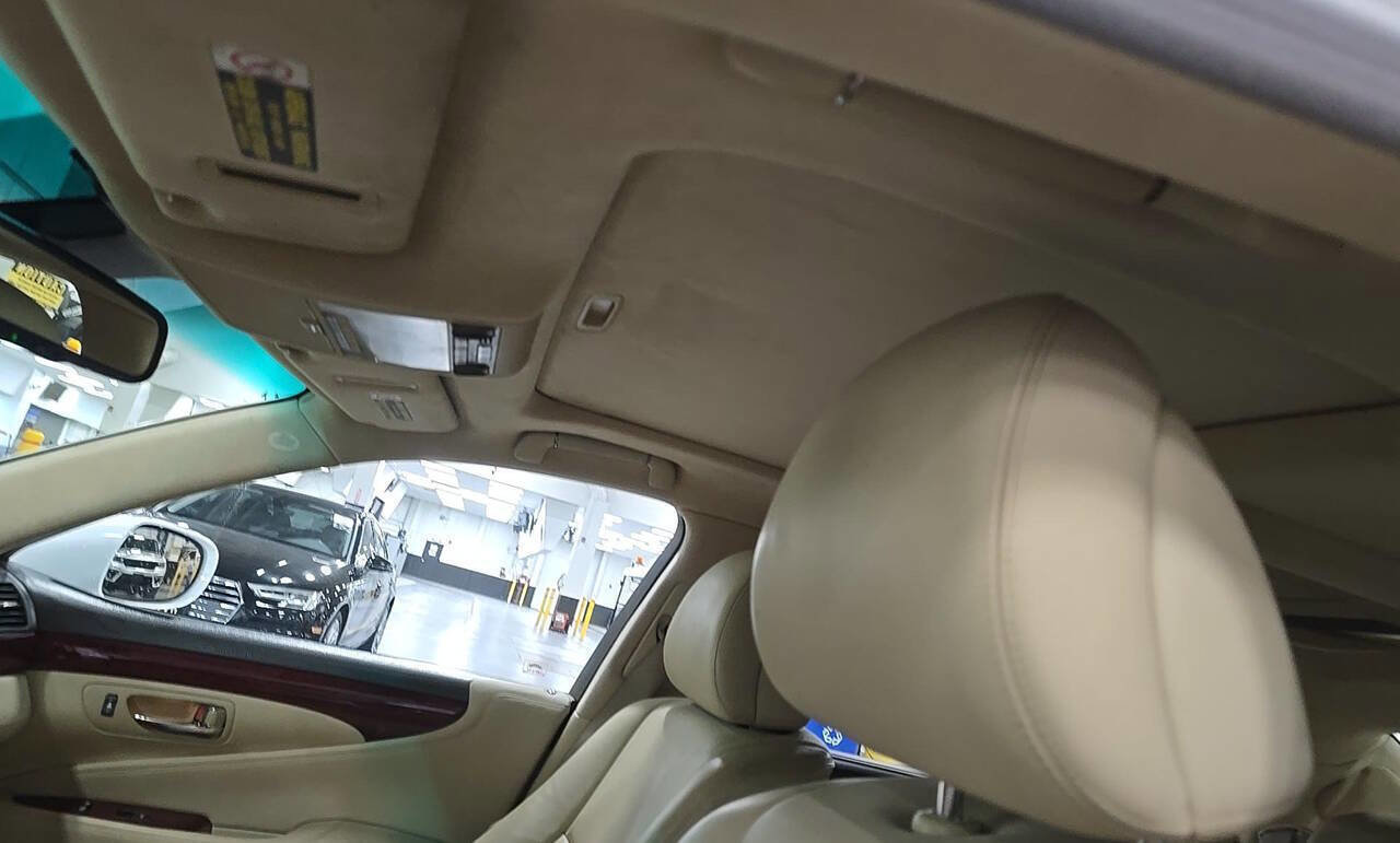 Used 2007 Lexus LS 460 L RWD image 13