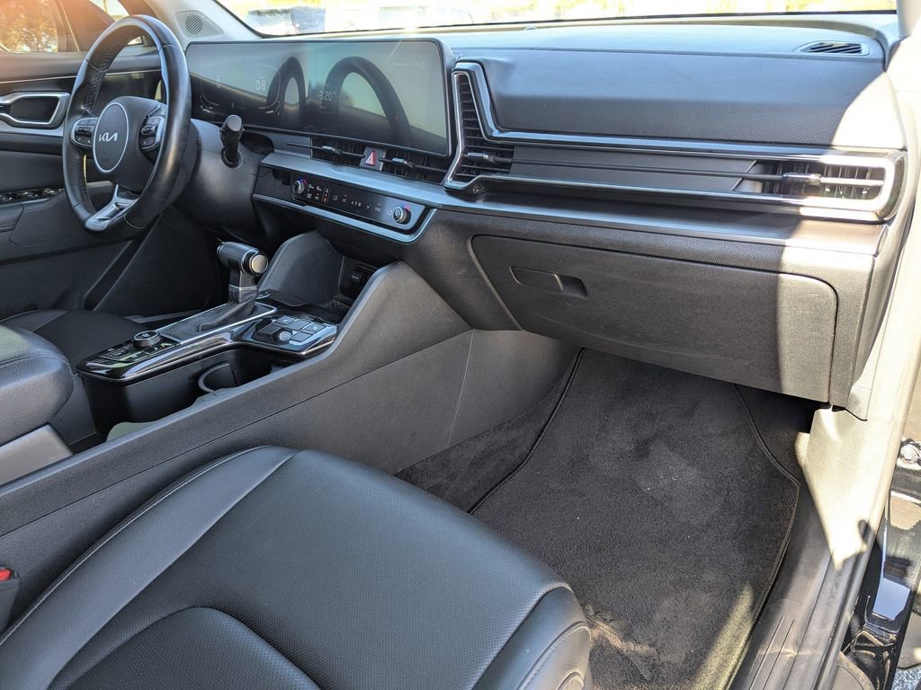 Certified 2023 Kia Sportage EX image 9