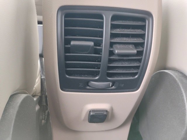 Used 2019 Ford Escape SEL image 12