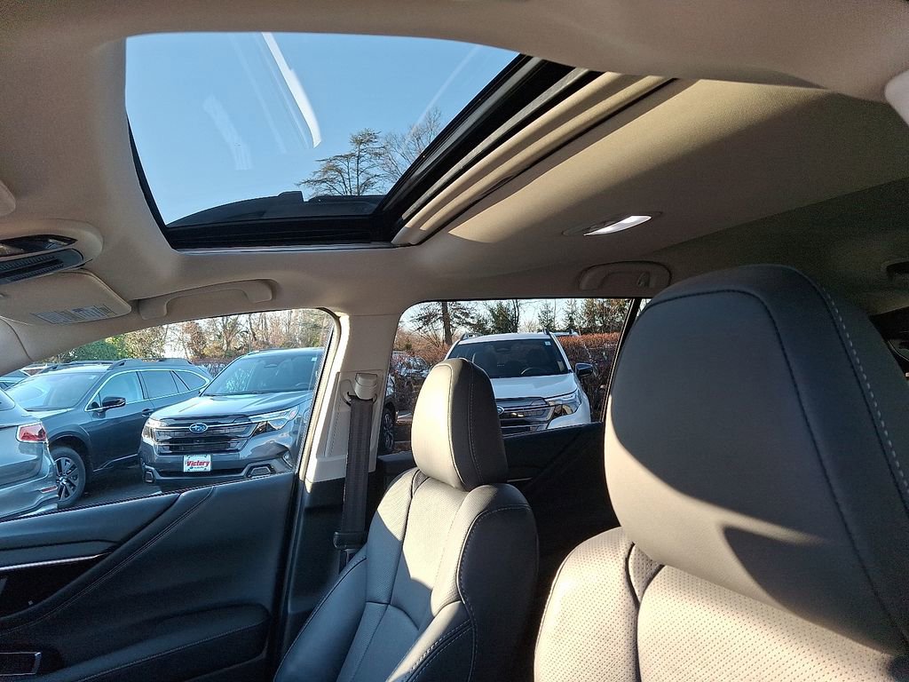 Used 2025 Subaru Outback Limited image 13
