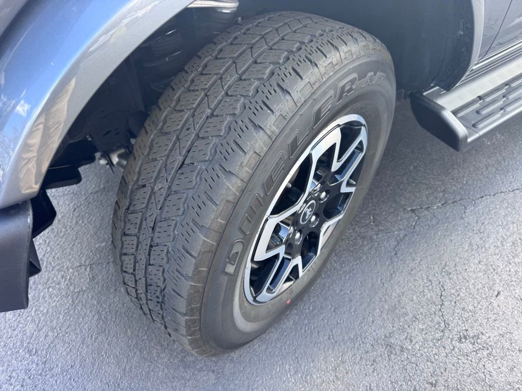 Used 2023 Ford Bronco Outer Banks image 16