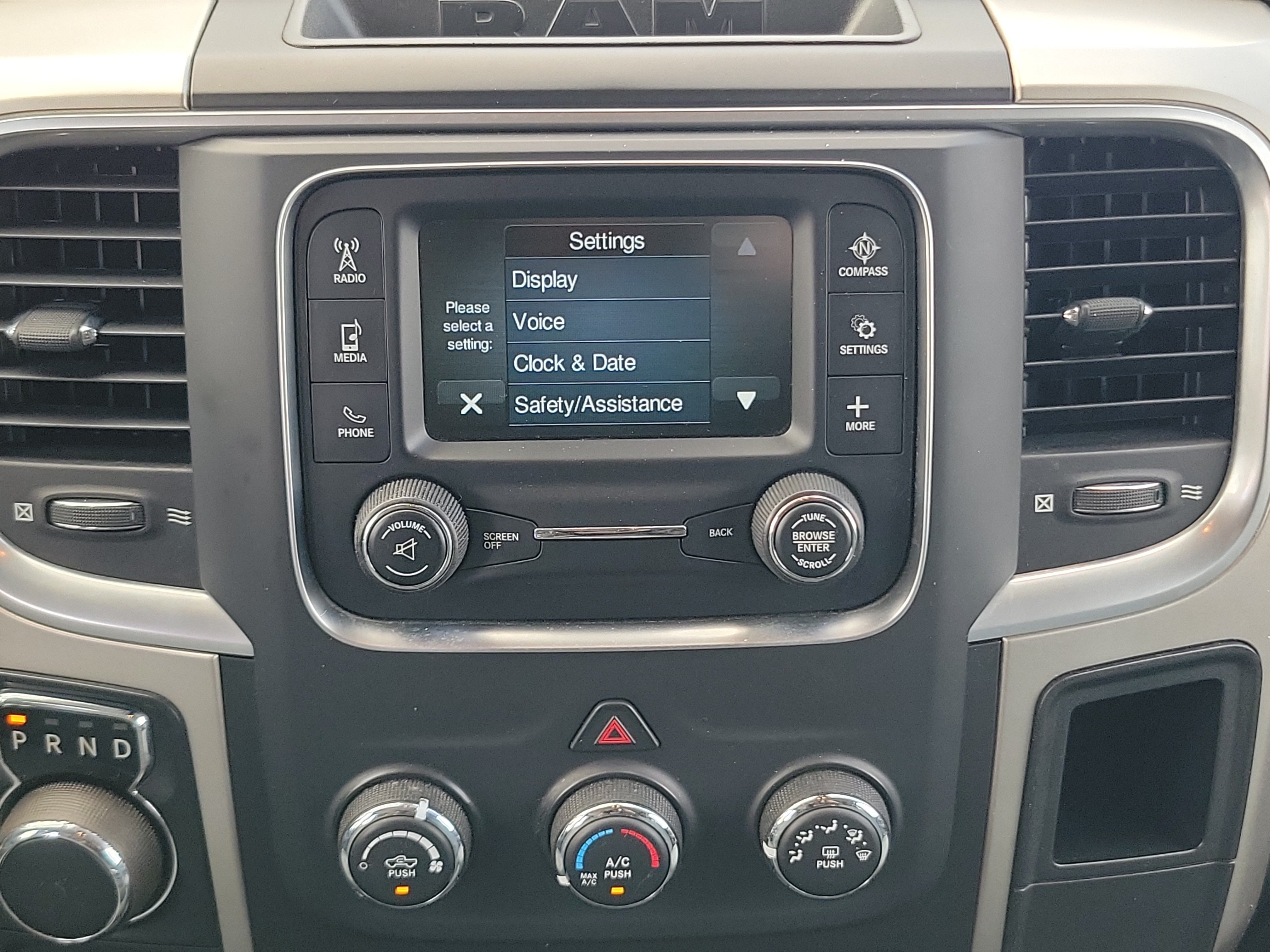 Used 2019 RAM 1500 Classic SLT RWD image 21
