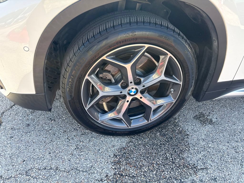 Used 2017 BMW X1 xDrive28i AWD/4WD image 9