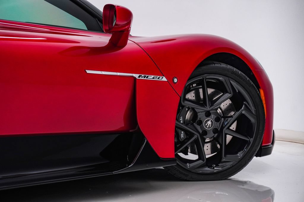 Used 2023 Maserati MC20 Coupe RWD image 15