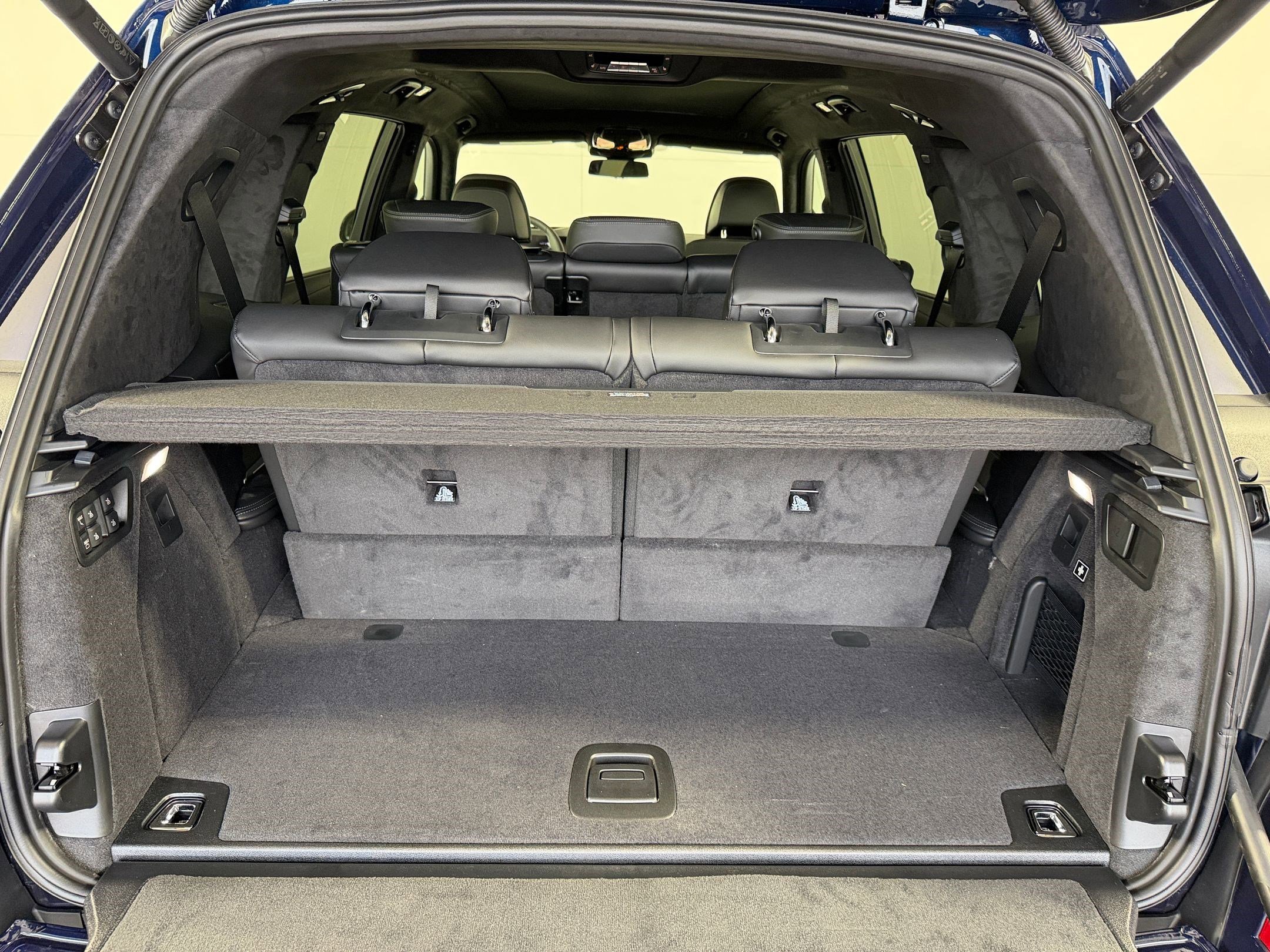 New 2026 BMW X7 M60i image 32