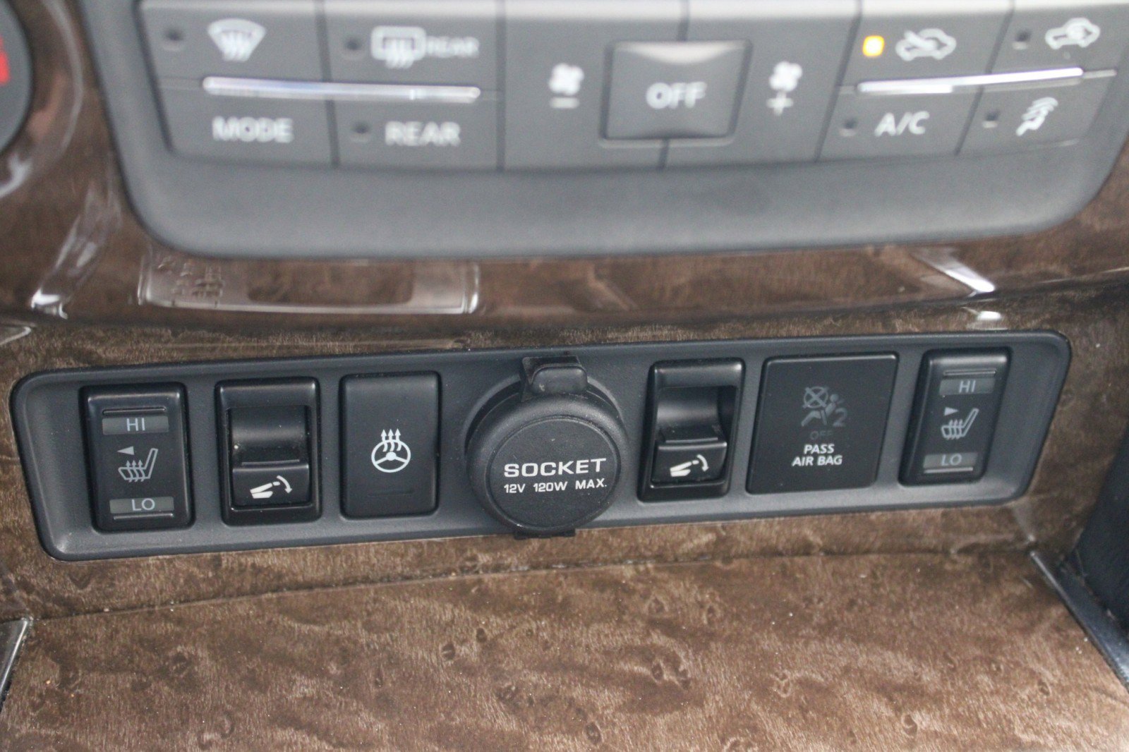 Used 2016 INFINITI QX80 2WD w/ Driver's Assistance Package image 22