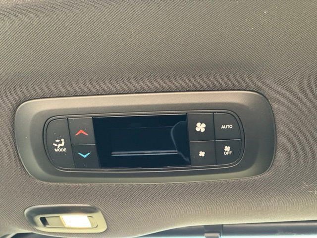 New 2026 Chrysler Pacifica Limited w/ S Appearance Package image 34