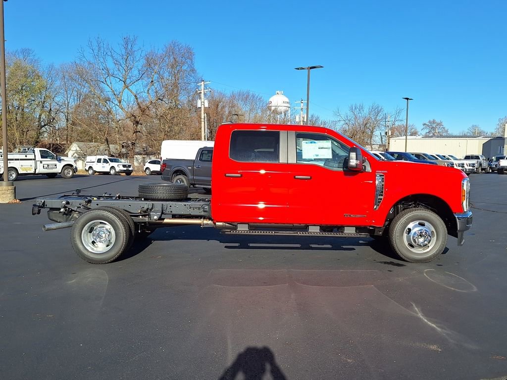 New 2026 Ford F350 XL w/ XL Chrome Package image 18