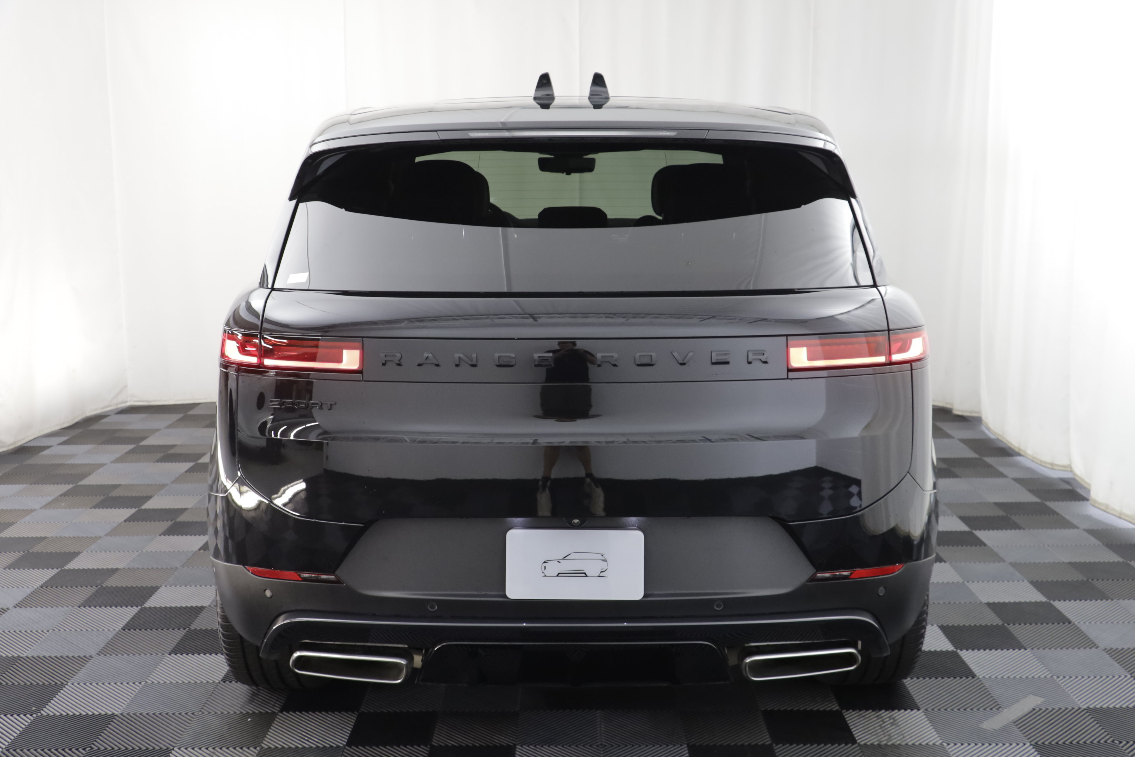 Certified 2026 Land Rover Range Rover Sport SE AWD/4WD image 17