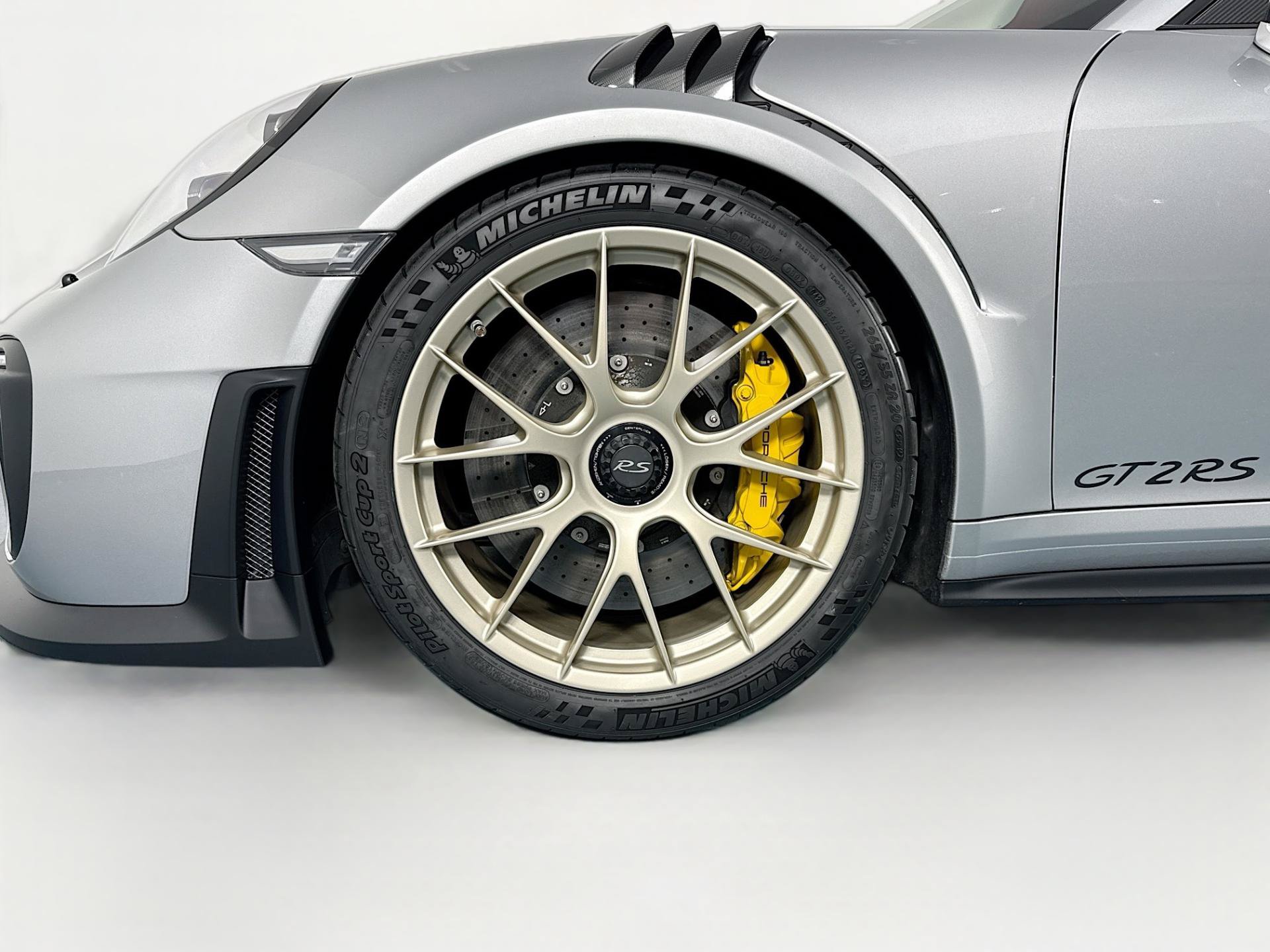 Used 2018 Porsche 911 GT2 RS RWD image 51