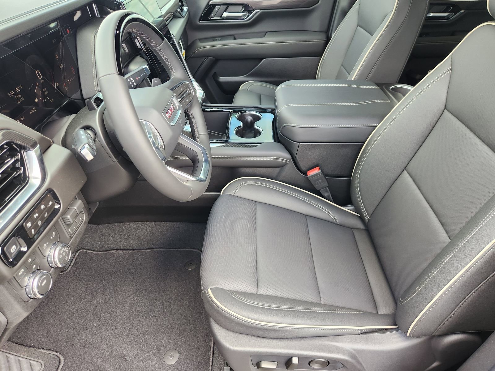 New 2026 GMC Yukon Elevation AWD/4WD image 15