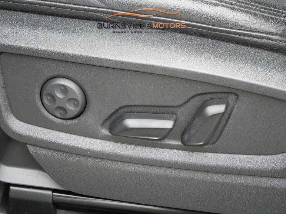 Used 2018 Audi Q5 Prestige w/ Prestige Package image 16