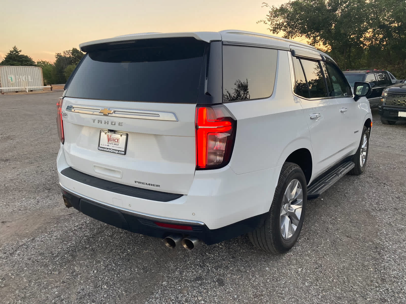 Used 2023 Chevrolet Tahoe Premier AWD/4WD image 9