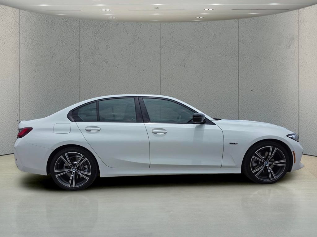 Used 2023 BMW 330e w/ Driving Assistance Package RWD image 2