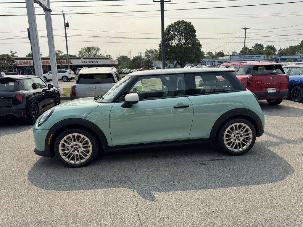 New 2026 MINI Cooper S FWD image 5