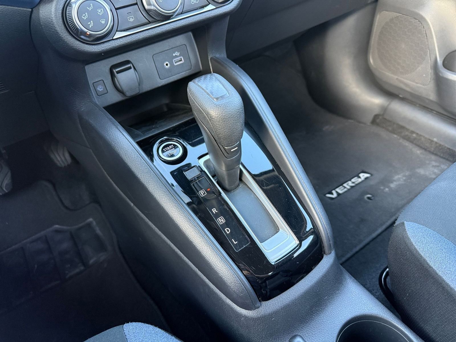 Used 2025 Nissan Versa SV image 41