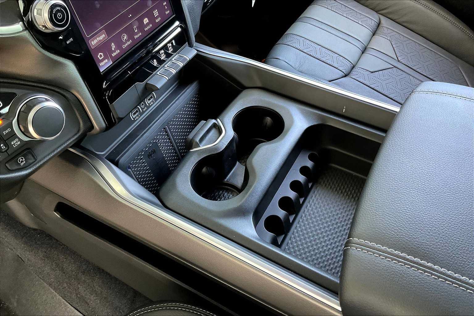 New 2025 RAM 1500 Big Horn AWD/4WD image 5