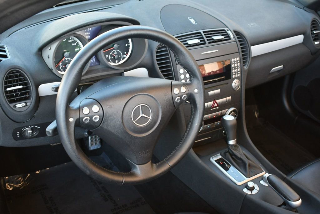 Used 2006 Mercedes-Benz SLK 55 AMG image 61