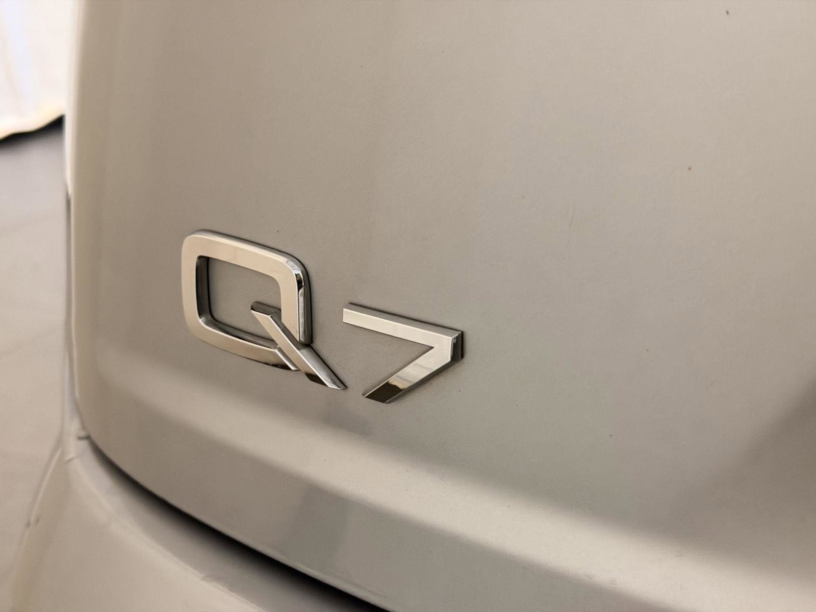 Used 2019 Audi Q7 2.0T Premium w/ Cold Weather Package image 25