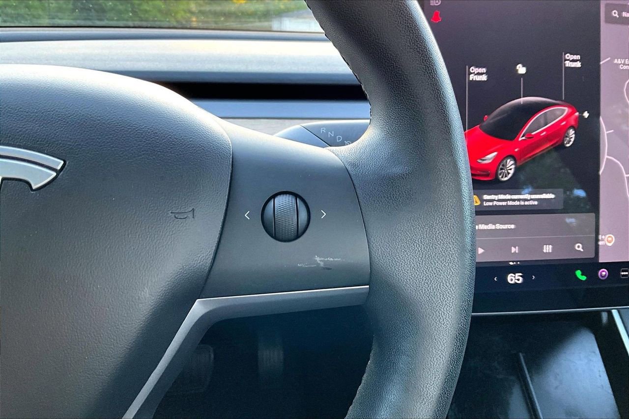 Used 2019 Tesla Model 3 Standard Range Plus RWD image 29