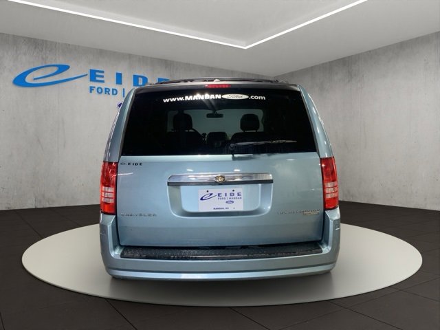 Used 2010 Chrysler Town & Country Touring w/ Heated Seat Group image 6