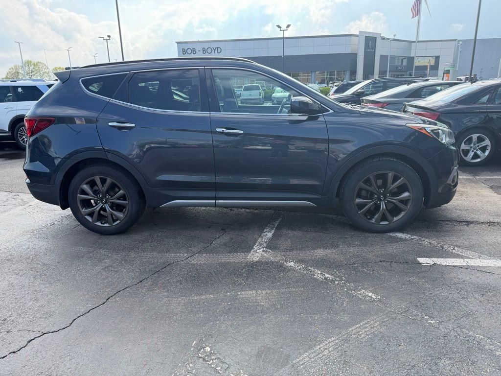 Used 2017 Hyundai Santa Fe Sport AWD/4WD image 3