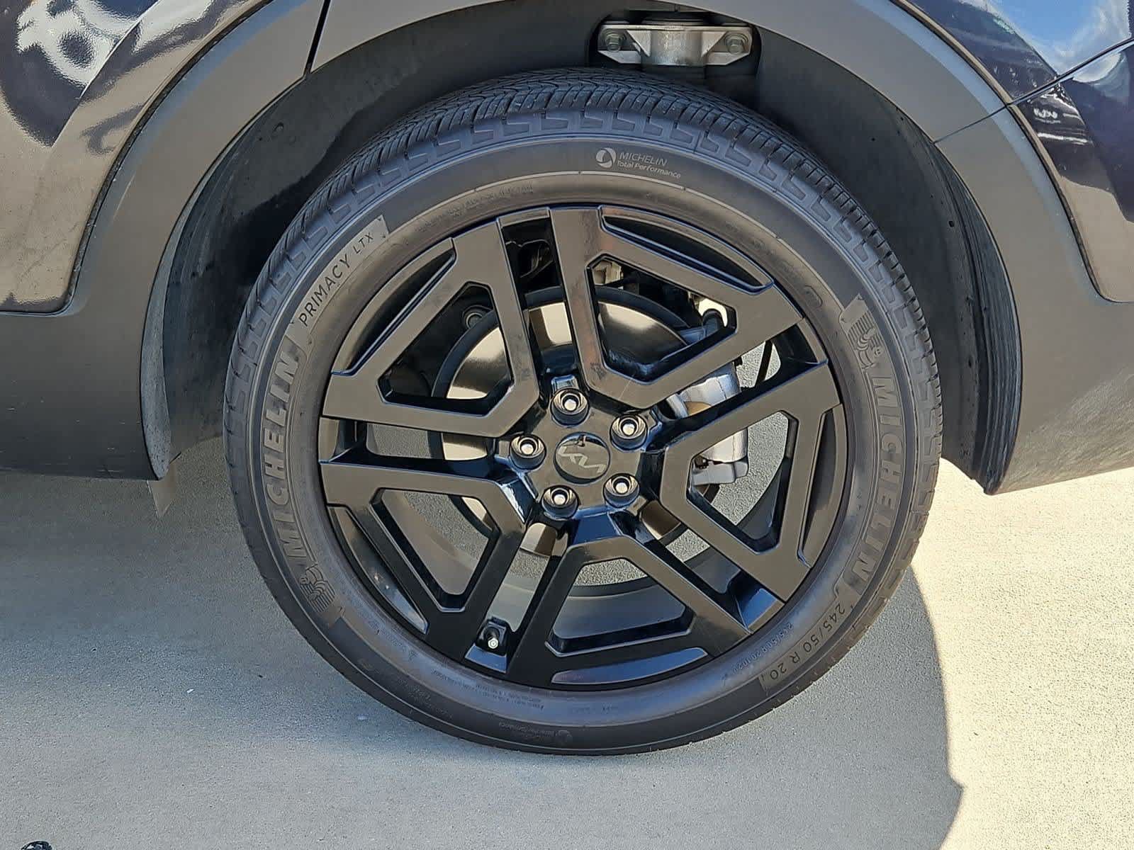 Certified 2025 Kia Telluride EX X-Line AWD/4WD image 13
