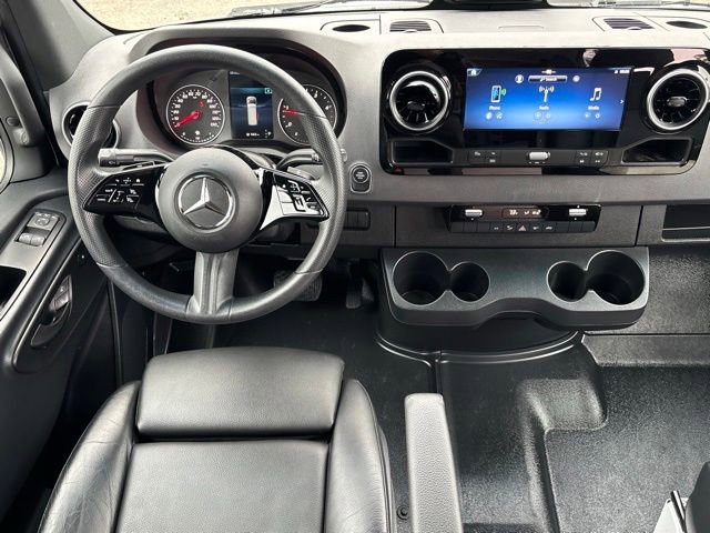 Used 2025 Mercedes-Benz Sprinter 3500 image 28