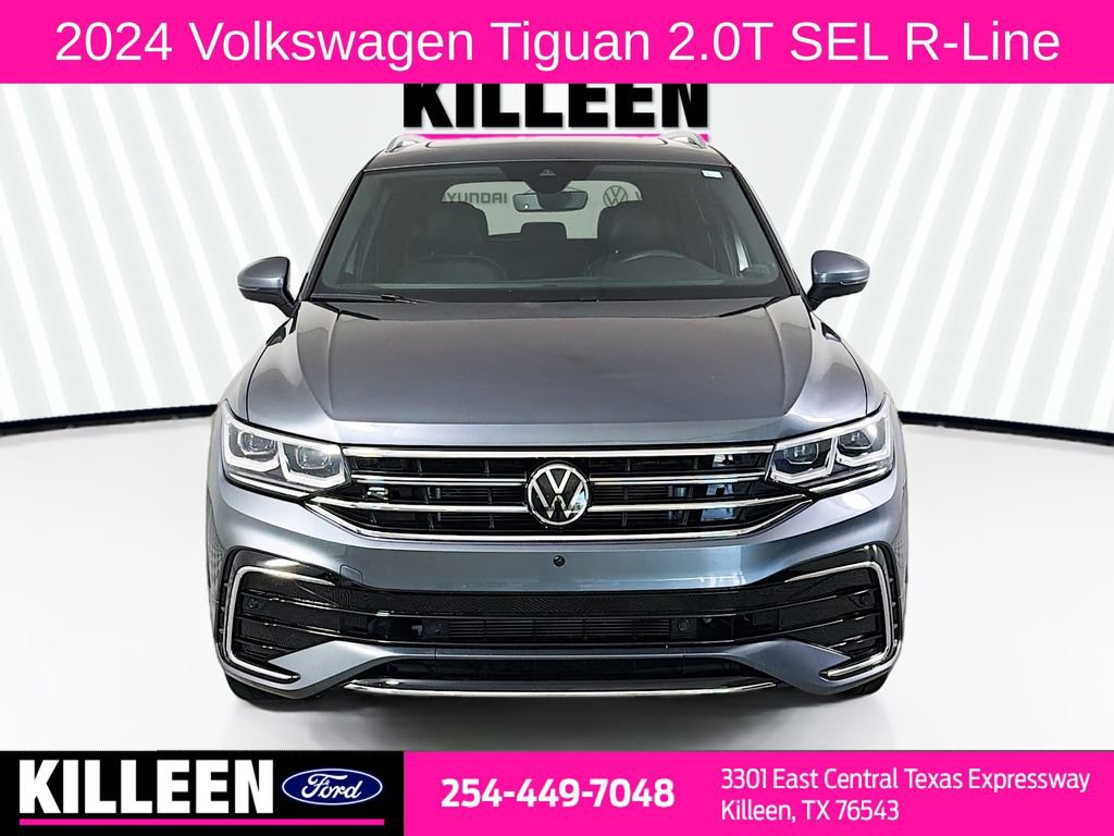 Used 2024 Volkswagen Tiguan SEL R-Line AWD/4WD image 2