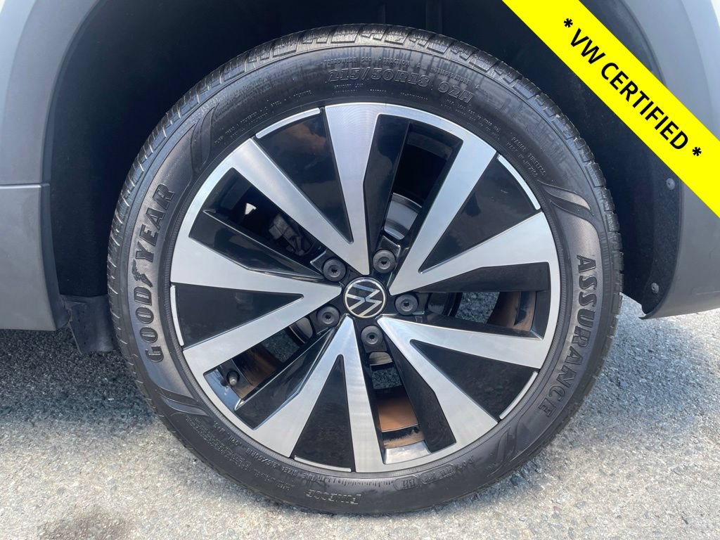 Certified 2023 Volkswagen Taos SE FWD image 11