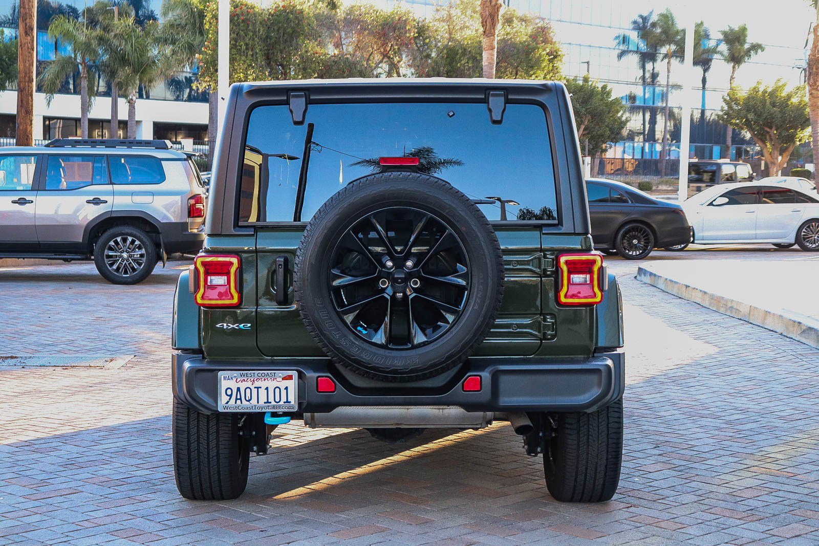 Used 2022 Jeep Wrangler Unlimited Sahara image 8