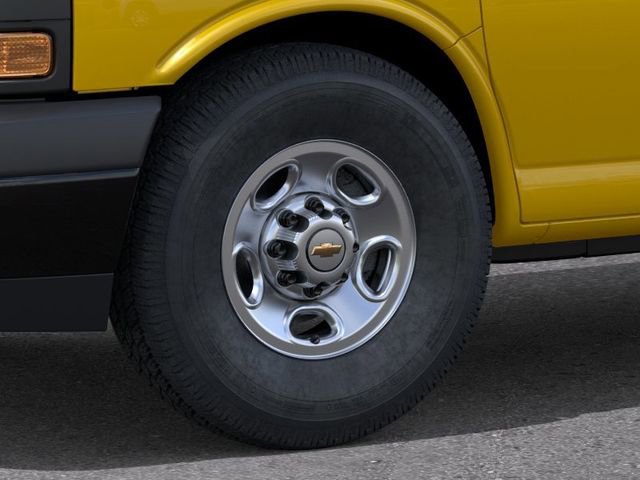 New 2025 Chevrolet Express 2500 RWD image 9