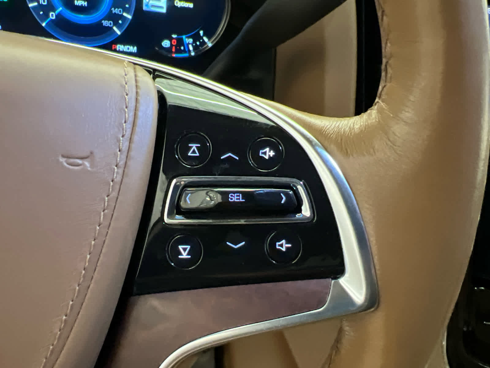 Used 2016 Cadillac Escalade ESV Platinum image 29