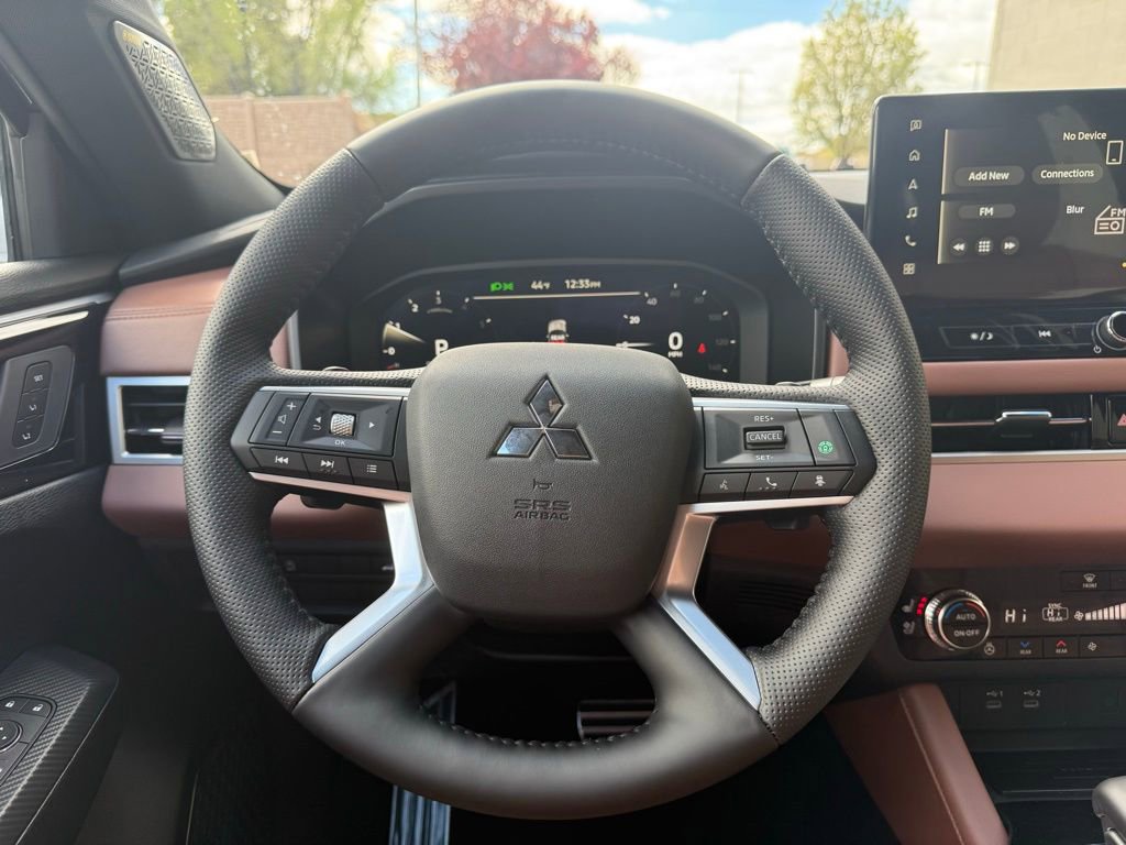 New 2026 Mitsubishi Outlander SEL AWD/4WD image 8