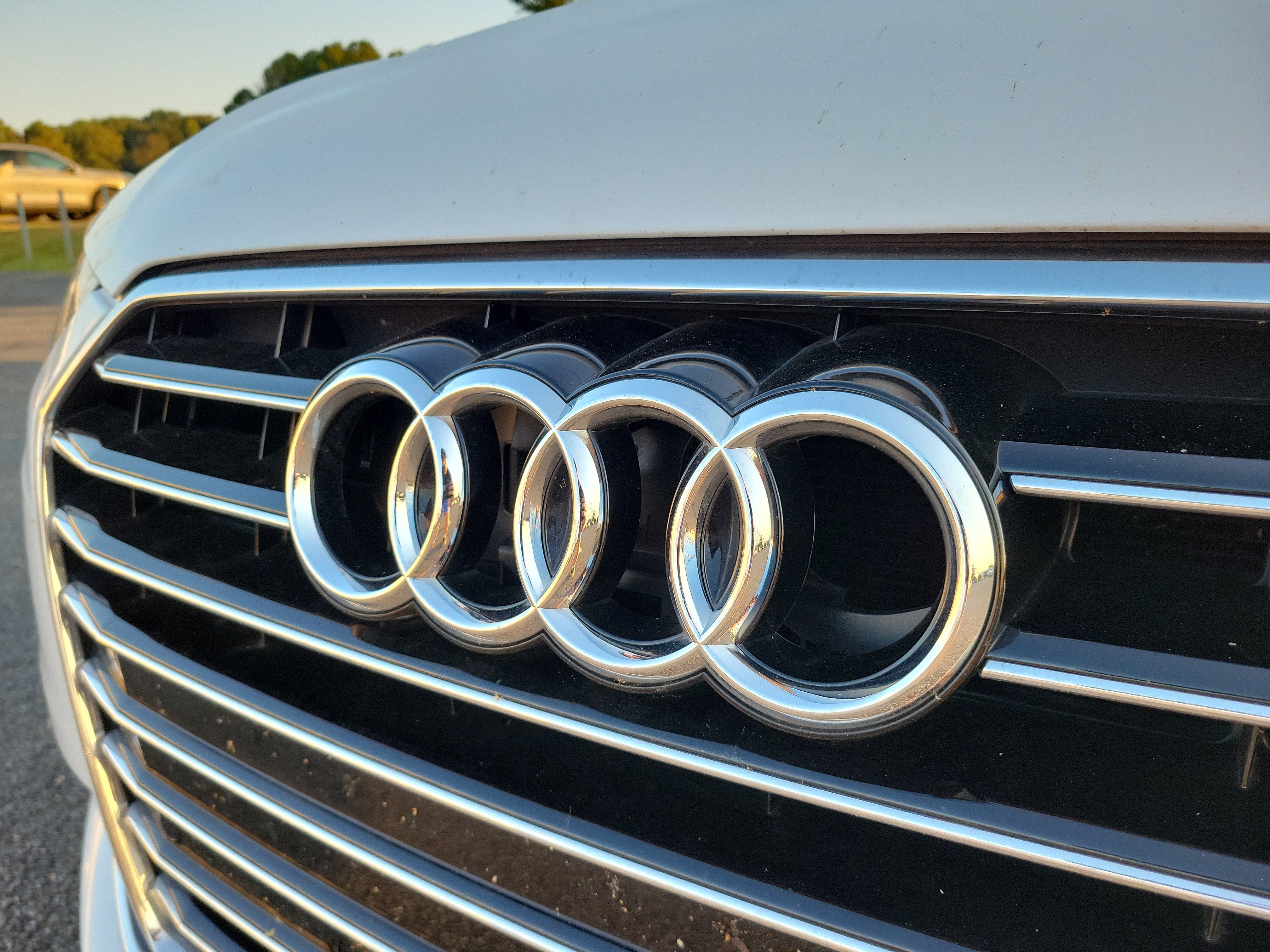 Used 2016 Audi A6 2.0T Premium w/ Technology Package FWD image 3
