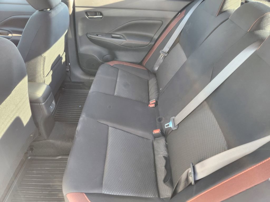 New 2025 Nissan Versa SR w/ Trunk Package FWD image 19