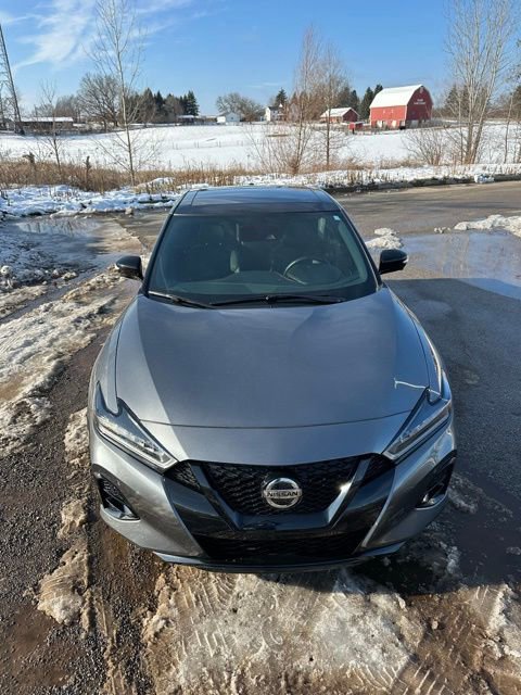 Used 2022 Nissan Maxima SR w/ Sport Mat Group FWD image 8